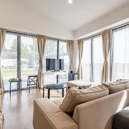 Apartment Almavirag Pihenohaz By Bltn